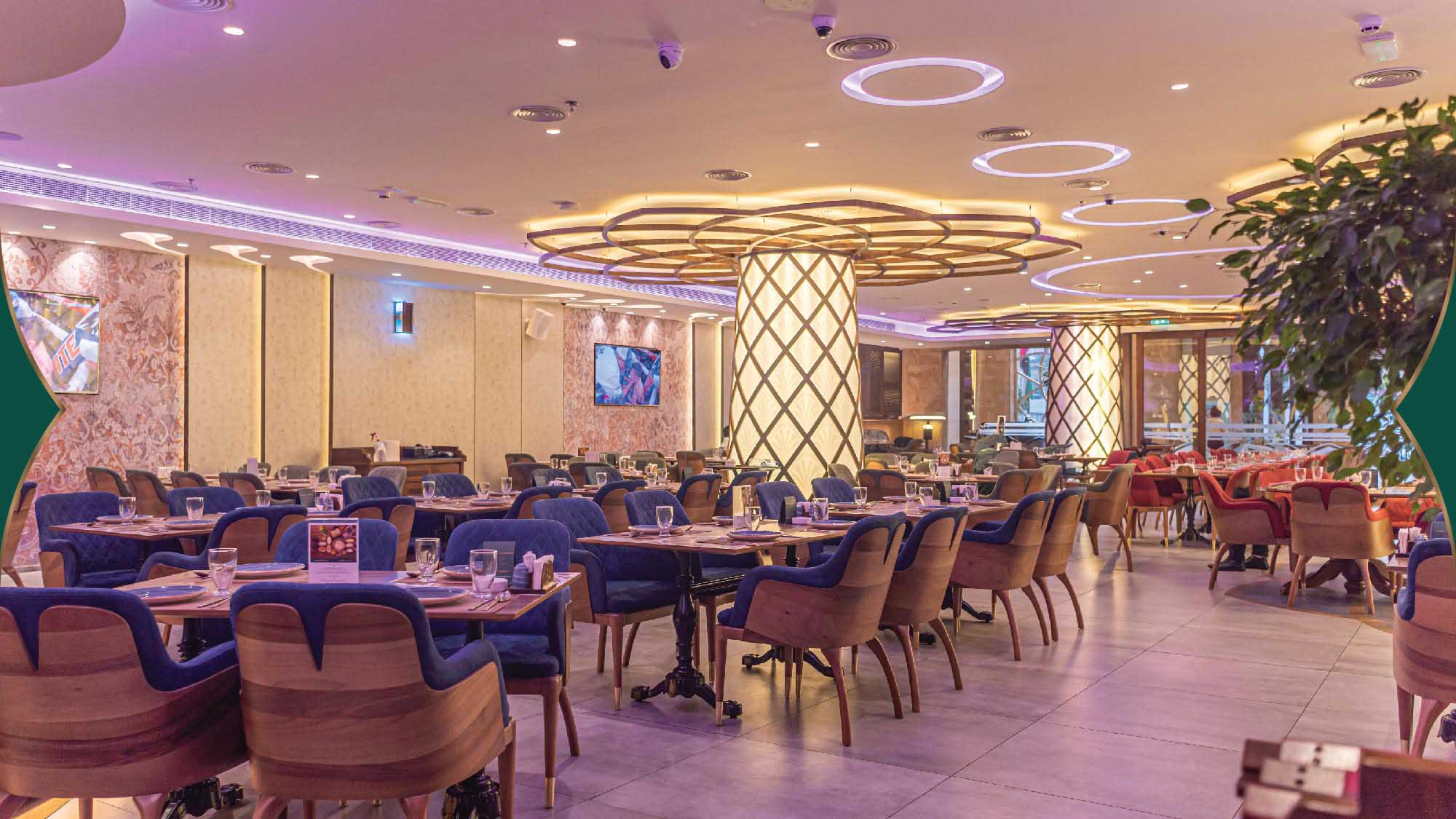The Perfect Blend of Location and Ambiance in Al Garhoud's Dining Scene ​