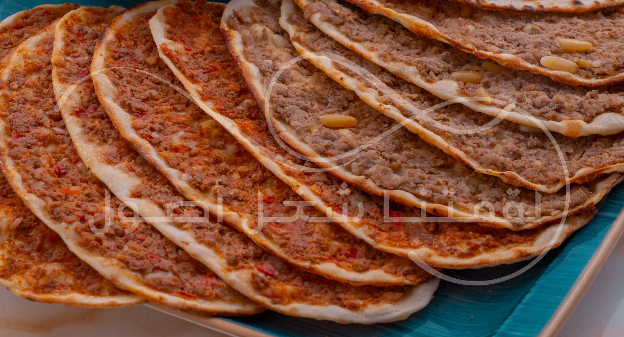 why-choose-al-mashawi-al-halabya-for-the-best-safiha-in-the-uae