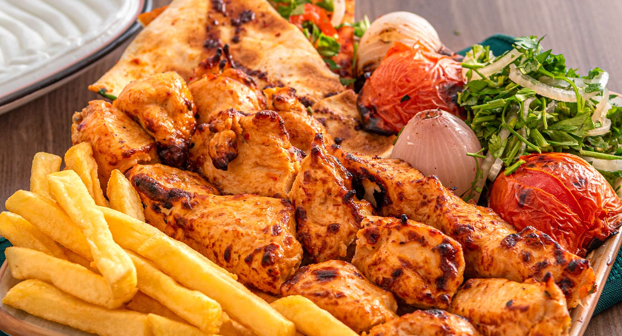 Where to Find the Best Chicken Tikka Restaurant in the UAE?